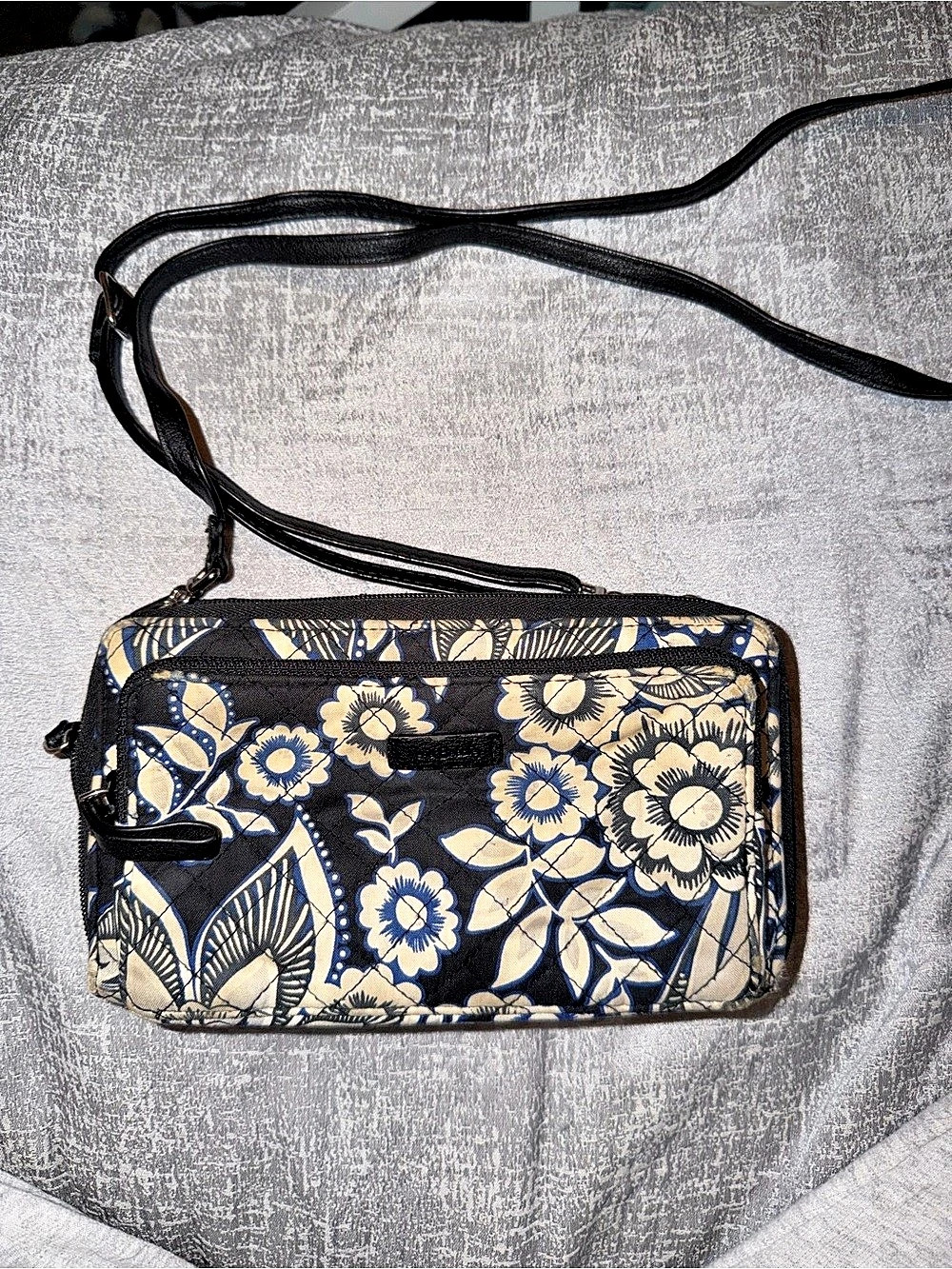 Vera Bradley RFID Turnlock Wallet Crossbody Blue & Black